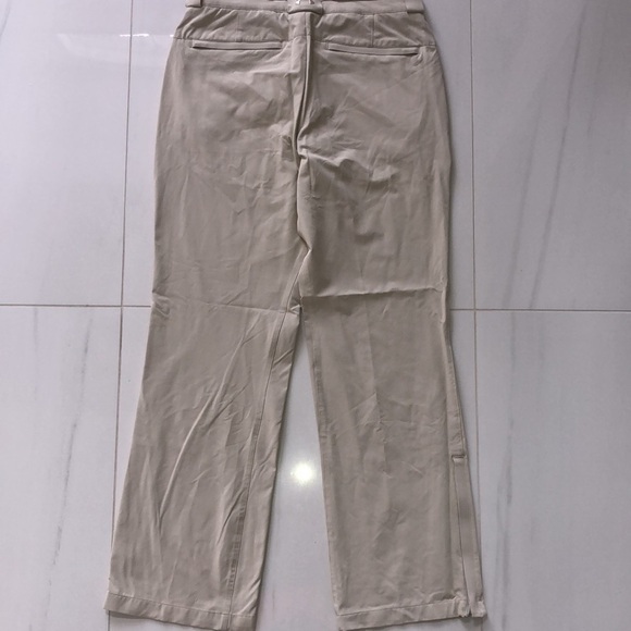 Beige Under Armour Performance Pants Size 32R - Picture 4 of 5